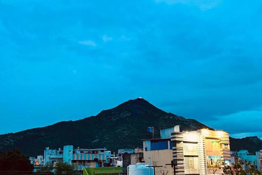 Kr Homestay Tiruvannāmalai Buitenkant foto